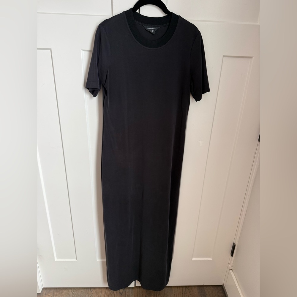 Club Monaco Elegant Black Midi Dress size small. Never worn.